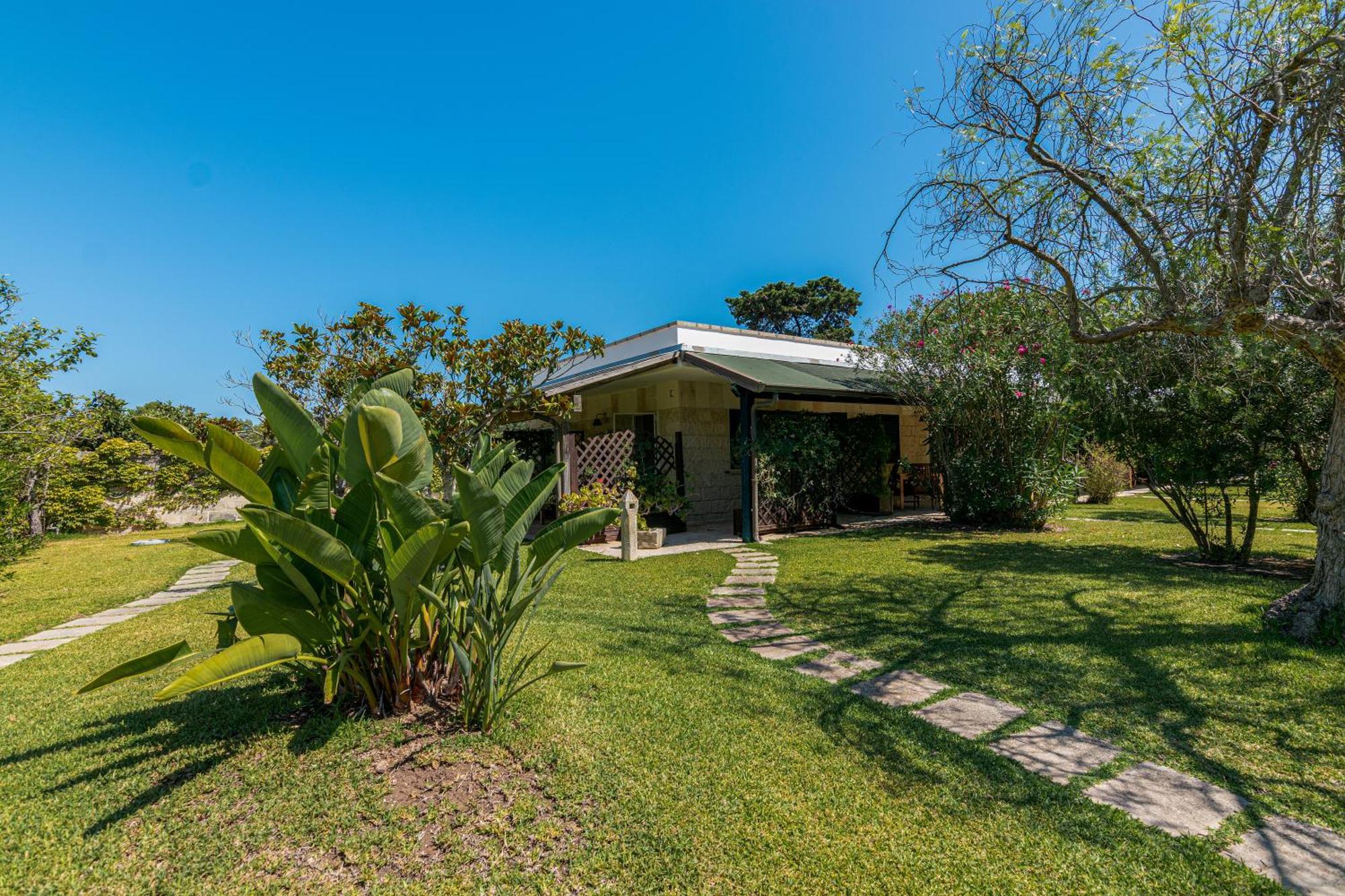 אלימיני Bio Agriturismo Salos מראה חיצוני תמונה